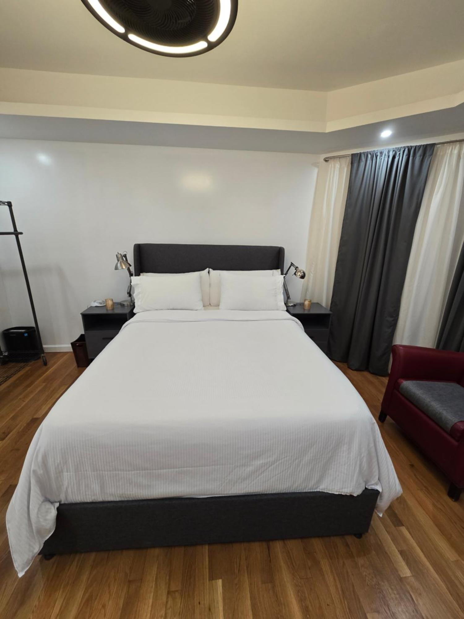 Beautiful Boston Bedroom - New Renovation Exteriér fotografie